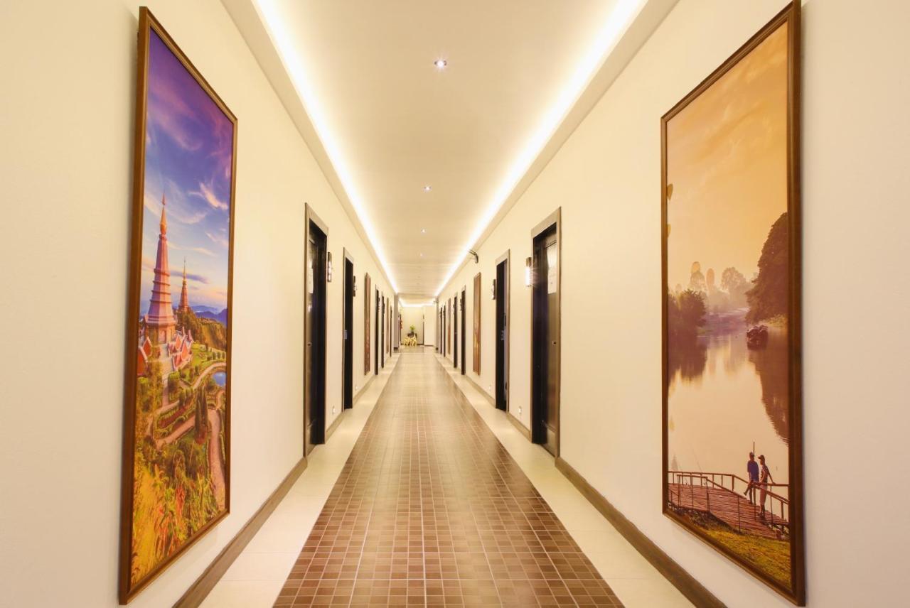 Thapaeplacehotel Чиангмай Экстерьер фото